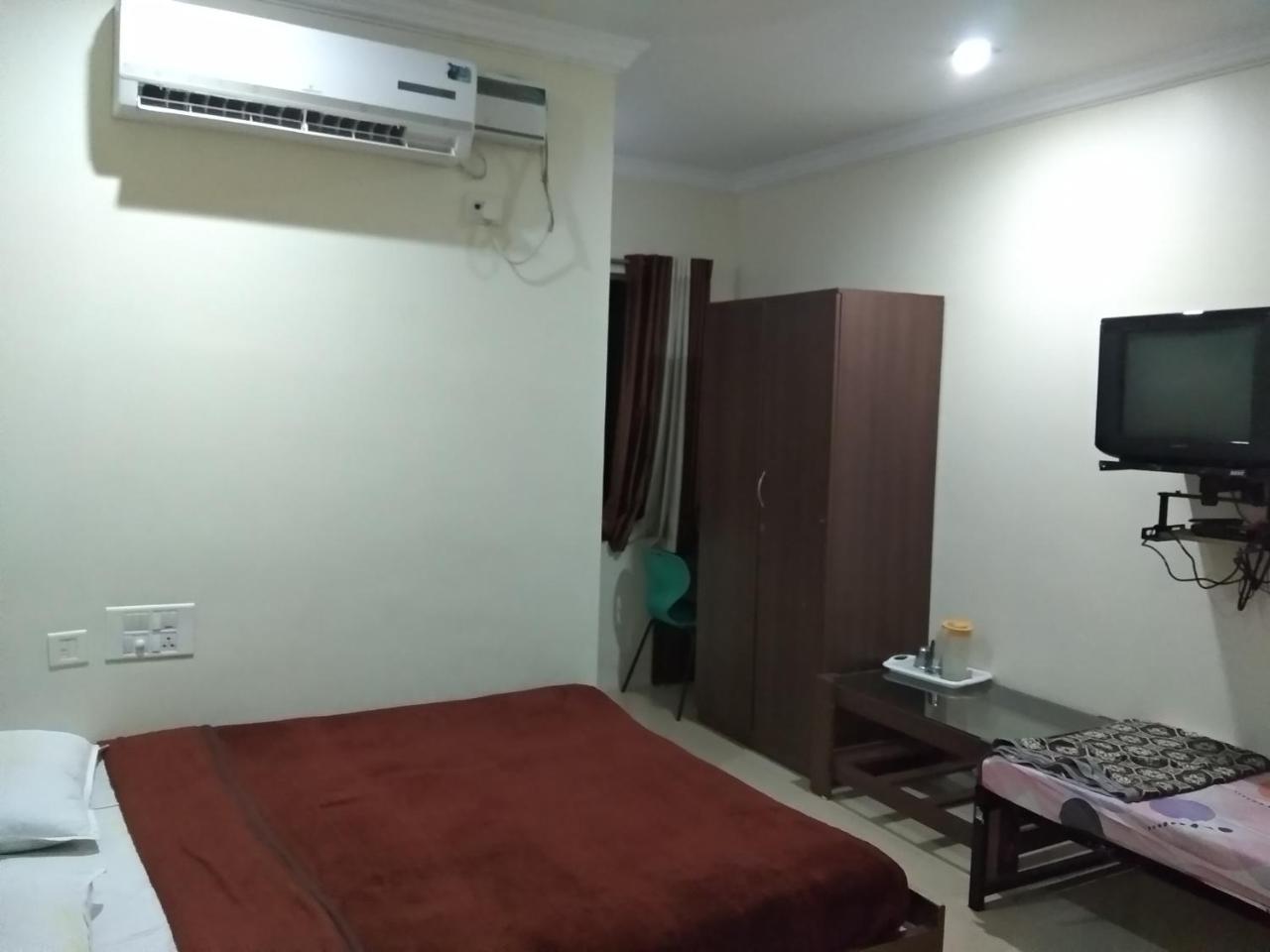 Sai Tirumala Residency Tirupati Luaran gambar
